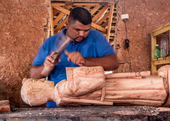 Artesanato religioso é destaque na Semana Santa e garante renda para artesãos do Piauí