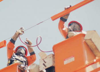 Equatorial Piauí amplia em 140% o número de equipes no litoral durante alta temporada