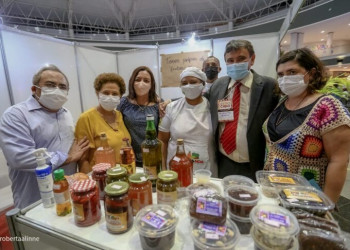 Wellington Dias e Regina Sousa prestigiam abertura da Expo Caju 2021