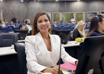 Câmara de Teresina deve decidir sobre pagamento de salário de Tatiana Medeiros, diz TJ-PI