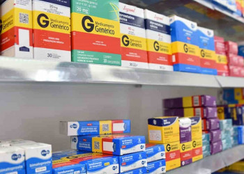 Lula autoriza venda de medicamentos em supermercados e muda regras do setor
