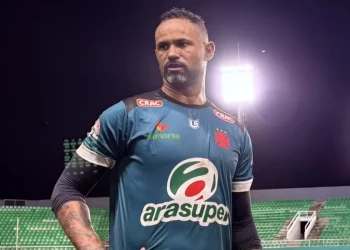 Goleiro Bruno é anunciado no Vasco; time conta com quatro investigados por estupro