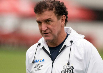 Santos anuncia Cuca como novo técnico até o fim de 2026 após demissão de Vojvoda