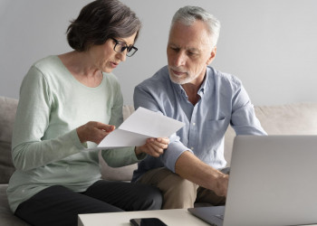 Aposentados do INSS ficam livres do IPTU em 2026; Veja como garantir benefício