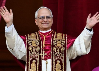 Papa critica líderes mundiais e alerta para uso da religião em conflitos internacionais