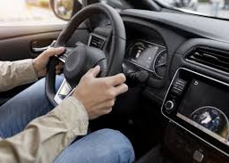 Motoristas com 'ficha limpa' terão renovação automática e gratuita da CNH