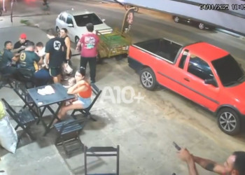 Vídeo mostra criança de 6 anos e mãe baleadas em ataque em comércio de Parnaíba