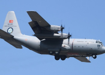 Vídeo mostra avião militar turco C-130 caindo na Geórgia com 20 pessoas a bordo