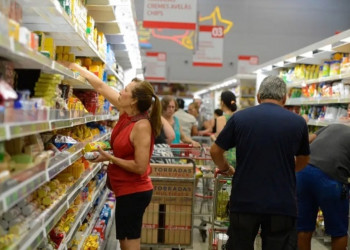 Inflação oficial de outubro fica em 0,09%, a menor para o mês em 27 anos