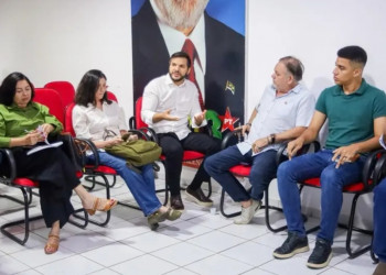 Washington Bandeira se reúne com lideranças do PT para tratar do novo plano de governo