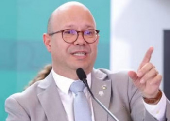 Lula escolhe Olavo Noleto para substituir Gleisi Hoffmann nas Relações Institucionais