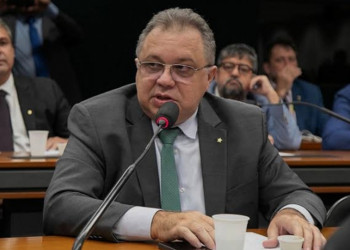 VÍDEO: Florentino Neto descarta volta à Sesapi e diz que está focado na reeleição à Câmara