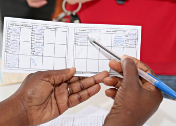 Lei vai exigir carteira de vacinação atualizada para matrícula em Teresina