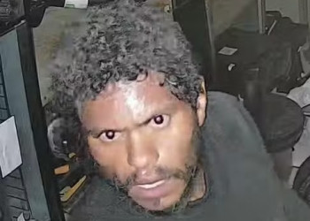 Homem em situação de rua é encontrado morto com mão decepada no Centro de Teresina