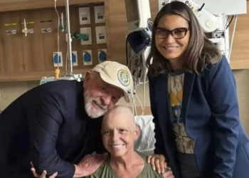 Lula e Janja visitam Roseana Sarney durante tratamento contra câncer de mama