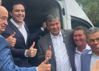 ​Wellington Dias lança ações de inclusão e entrega vans do MobSUAS em Teresina