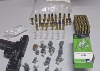 Homem é preso em Palmeirais com arma caseira e estoque de munição