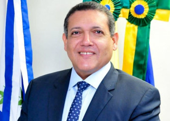 Piauiense Kassio Nunes deve assumir comando do TSE e fazer história no país