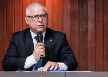 Ex-presidente do INSS é preso em nova fase da operação contra fraudes no INSS