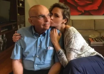 Pai de Ana Paula Renault é hospitalizado com confusão mental