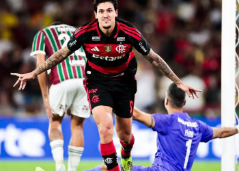 Pedro decide clássico, Flamengo vence o Fluminense e assume vice-liderança do Brasileirão