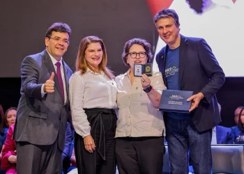 Carteira Nacional Docente está disponível 57 mil professores do Piauí; veja como emitir