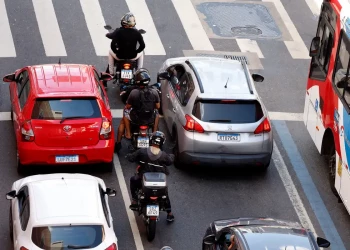 Novas regras para ciclomotores já estão valendo; saiba mais
