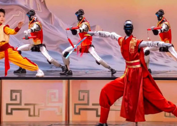 Robôs humanóides chineses chamam atenção no espetáculo do Ano Novo Lunar; assista