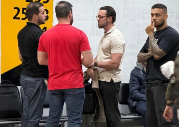 Empresários do Piauí suspeitos de lavar dinheiro do PCC são retidos no aeroporto em SP