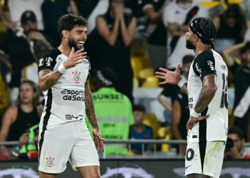 Corinthians vence o Vasco por 2 a 1 no Maracanã e é tetracampeão da Copa do Brasil