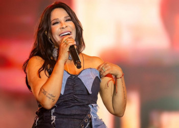 Ex-vocalista do Calcinha Preta assina com o escritório de Wesley Safadão