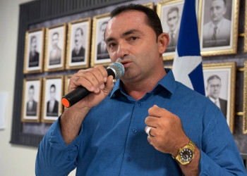 Etinho Bezerra assume prefeitura de Pio IX após prisão de prefeito por exploração sexual