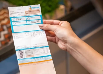 Conta de luz pode disparar em 2026 e pesar no bolso do brasileiro; veja o motivo