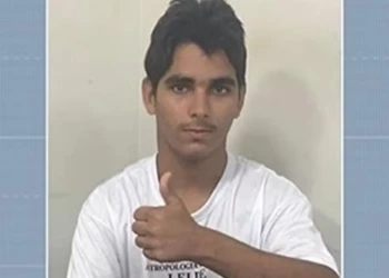 Jovem que entrou em espaço de leoa morreu por hemorragia após ataque no pescoço