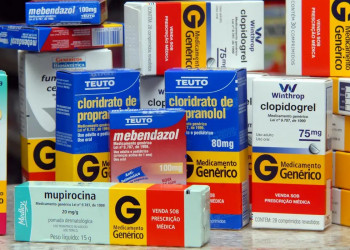 Sancionada lei que obriga listagem de medicamentos disponíveis nas UBS de Teresina