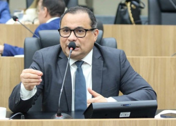 Evaldo Gomes cobra da Equatorial solução para falhas de energia em José de Freitas