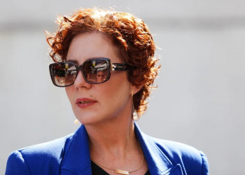 Carla Zambelli desembarca na Itália e escapa de cerco montado pela PF e Interpol