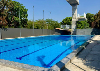 Acadepol inaugura piscina semiolímpica para treinos de salvamento e mergulho