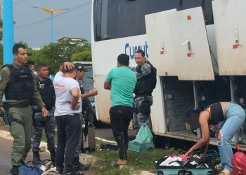 Adolescente foi contratado por R$ 3 mil para levar drogas e 750 munições de SP para Picos