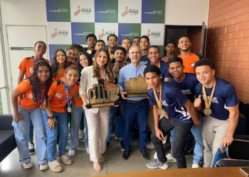 Campeões dos JEBs Sub-18 agradecem apoio do Governo do Piauí; time participará do Mundial