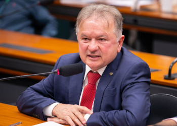 Merlong assume presidência da Comissão de Finanças e Tributação da Câmara