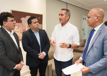 Franzé articula com ministro recursos para canal que levará água ao semiárido do Piauí