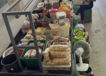 Feirantes da Rua João Cabral começam a ocupar bancas no Mercado Central de Teresina