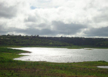 Alerta: população do Piauí pode sofrer com racionamento d'água; cinco barragens estão quase secas
