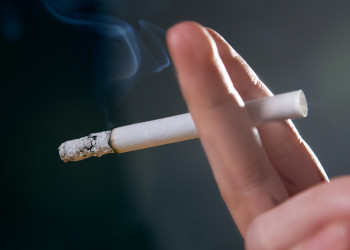 Relatora do projeto antitabagismo propõe mostruários exclusivos para cigarros