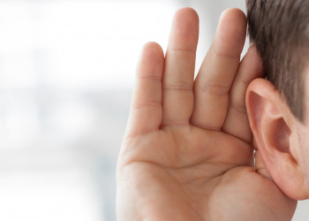 Chega ao Brasil primeiro aparelho auditivo conectado à internet