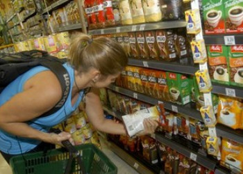 Preços de alimentos caem, e IPCA tem menor taxa em dois anos