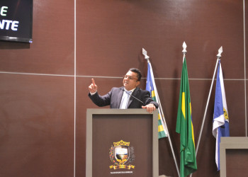 Dudu critica bancada federal do Piauí por votação favorável à PEC 241