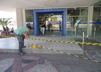 Sindicato diz que explosões expõem a fragilidade da segurança nas agências bancárias