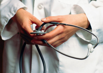 Médicos suspendem atendimentos pelo IPMT/PLANTE